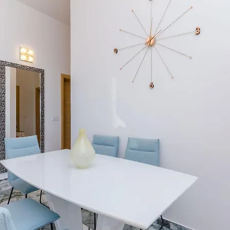 Edo Apartament *